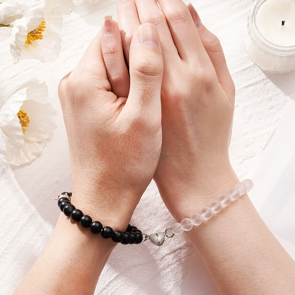 A circle of memories around their wrist: Magnetic Couple Crown Bracelet Set Valentine’s