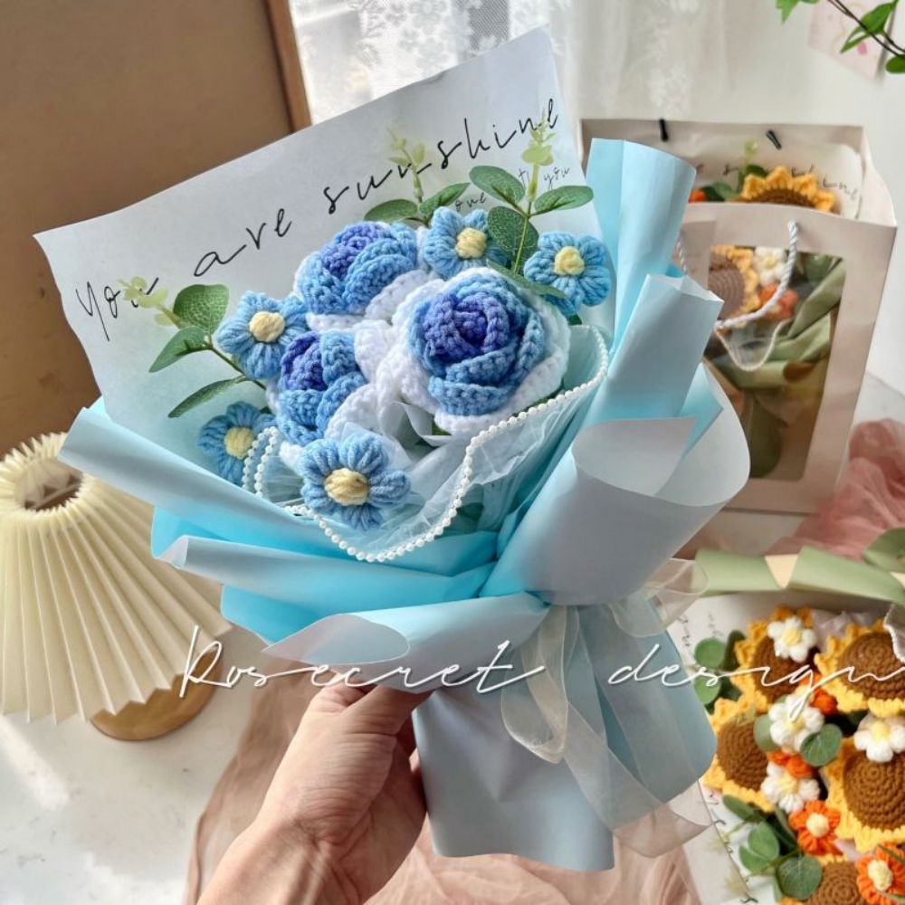 Crochet Flowers Bouquet Handmade Knitted Roses Bouquet