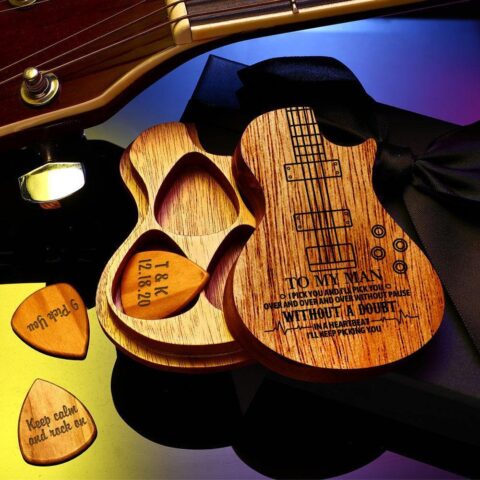 Guitar Wood Picks Box Guitar-shaped Picks Box Plectrum Container 3PCS Guitar