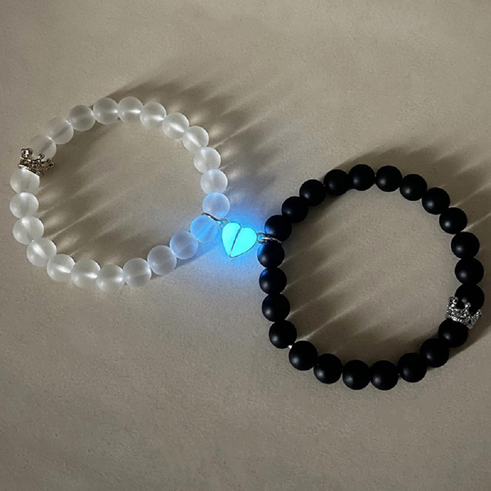A circle of memories around their wrist: Magnetic Couple Crown Bracelet Set Valentine’s
