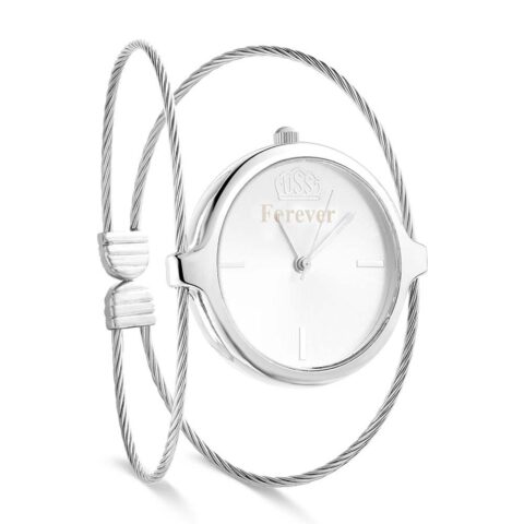 Engraved Female Watch Luxury Ladies Bracelet Watch