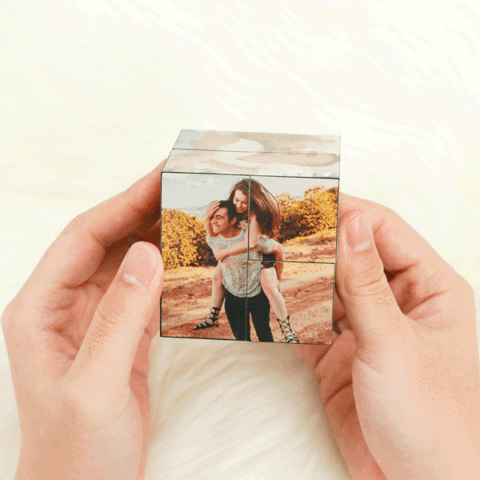 The Unexpected Favorite: Photo Frame Multiphoto Colorful Rubic’s Cube